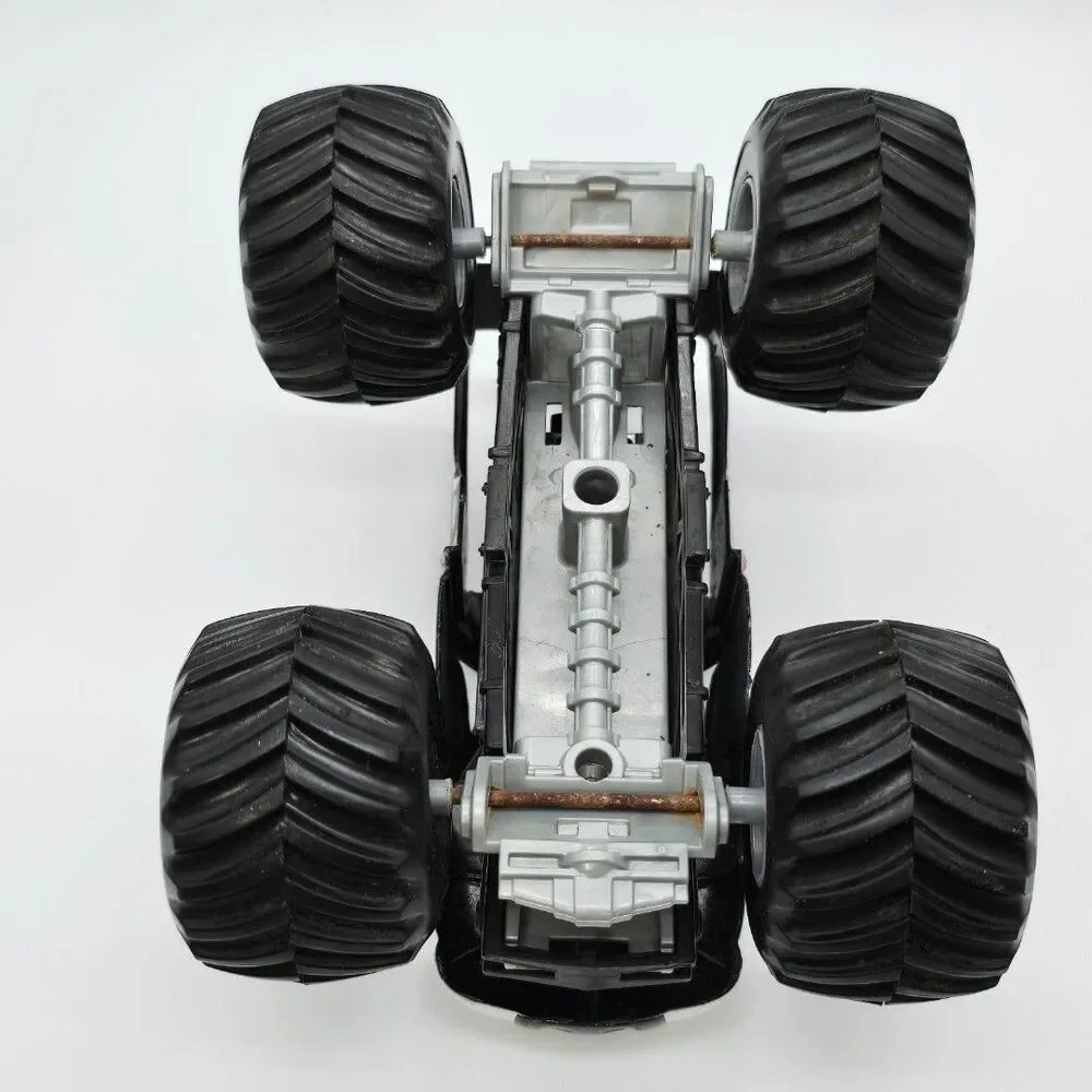 Monster Jam SPIKE Unleashed 1:24 Die Cast Truck